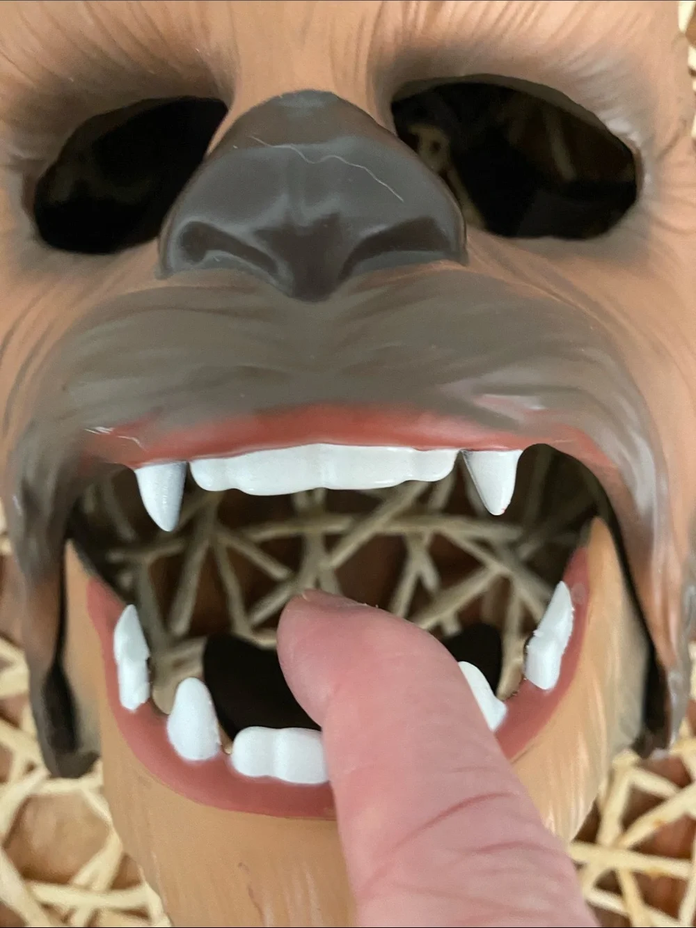 Hasbro Chewbacca-Wookie ‘Talking’ Mask Gawrrrrrr!